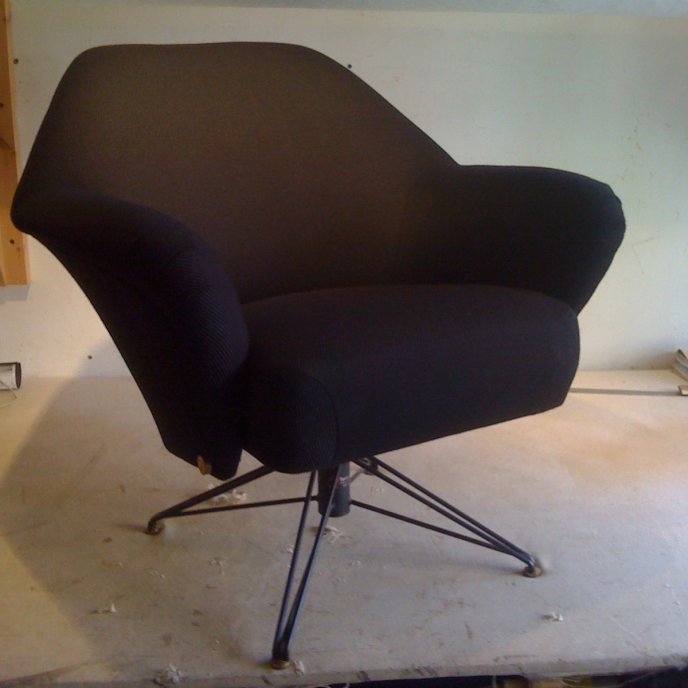 Fauteuil P32 - Carré Plein